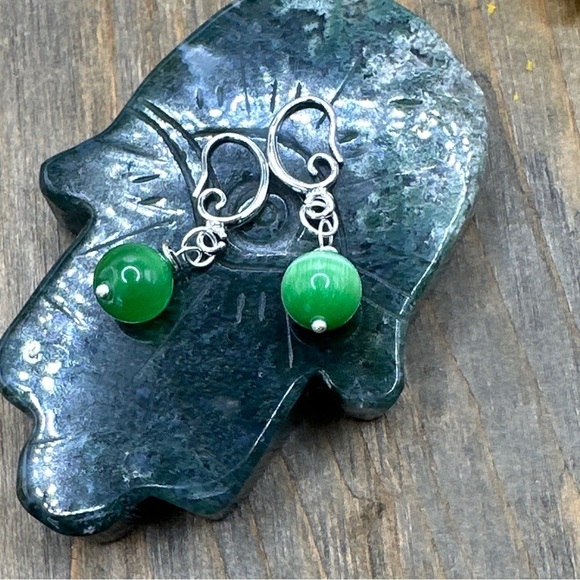 Bright green cat’s eye beaded spheres dangle earrings - Picture 1 of 3